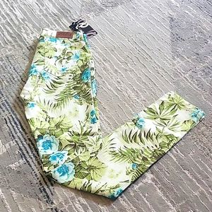 Pants size 7 white in color green with plants on them